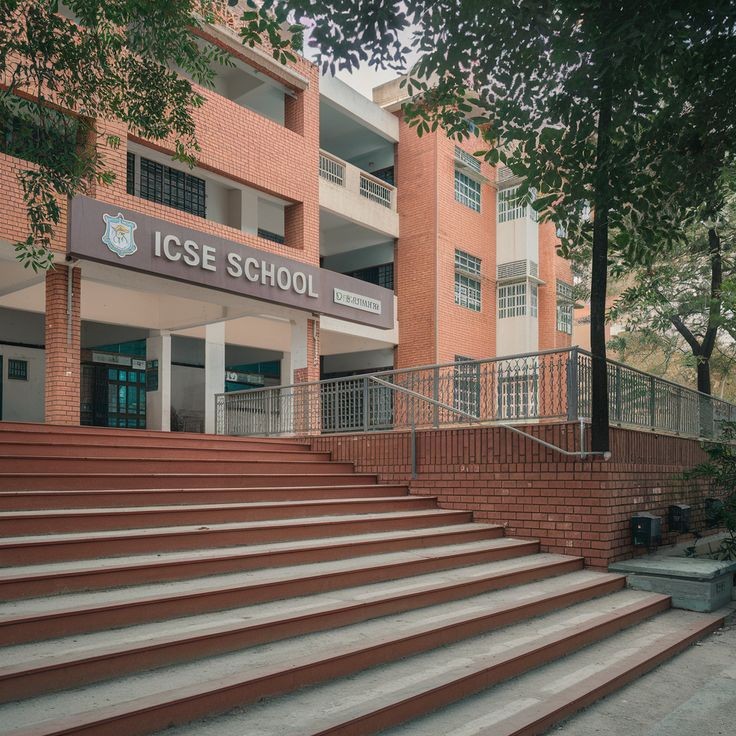 School Search Platform